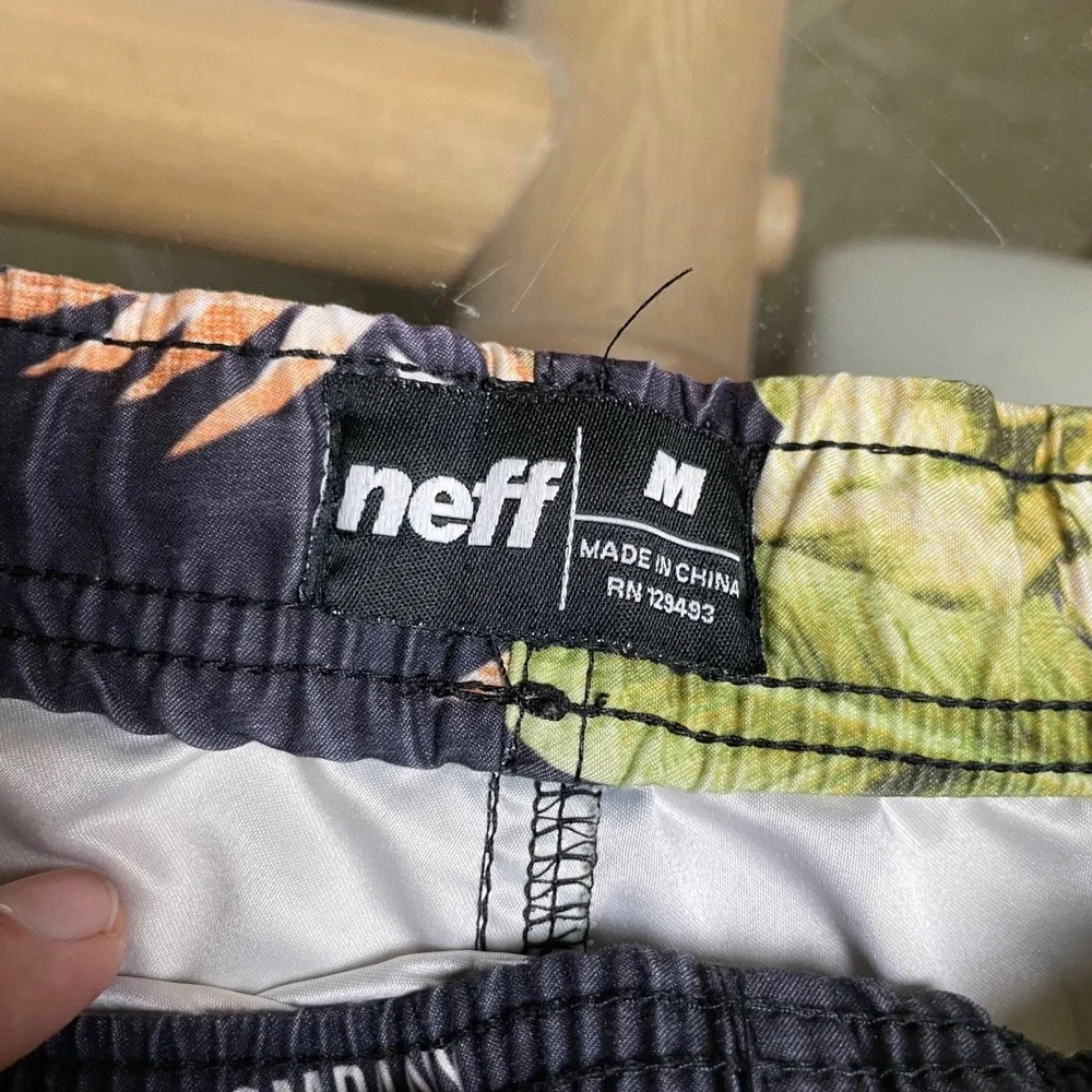 Neff Floral Swim Trunks Tropical Hawaiian Beach Drawstring‎ Shorts Medium